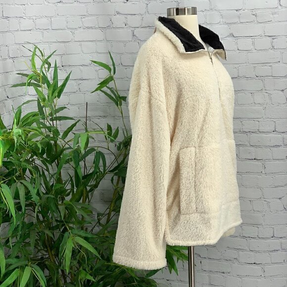 Umgee Cream Sherpa Oversized Fully Lined Pullover - Picture 2 of 8